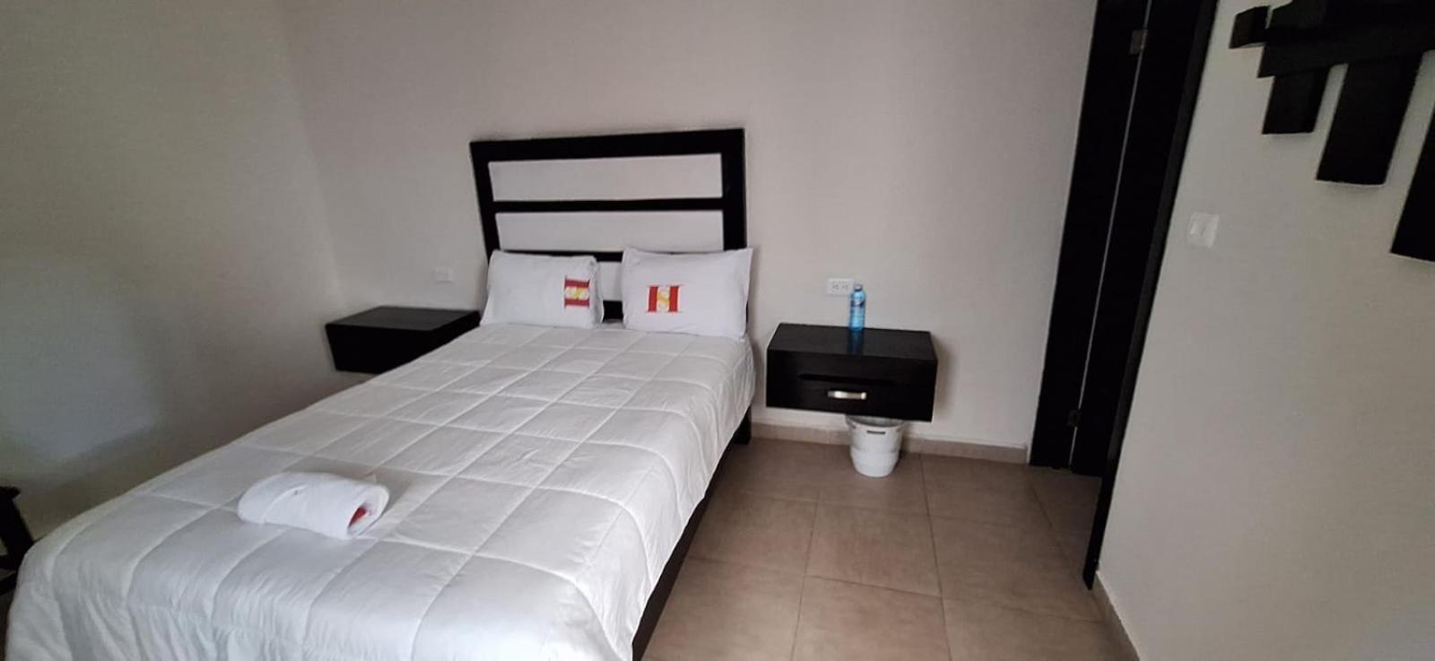 Hotel Sevilla 2*